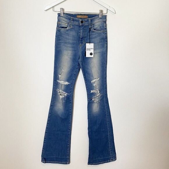 CLEARANCE - NEW Joe's Jeans Gretchen High Rise Flared Leg Jean - Picture 4 of 5